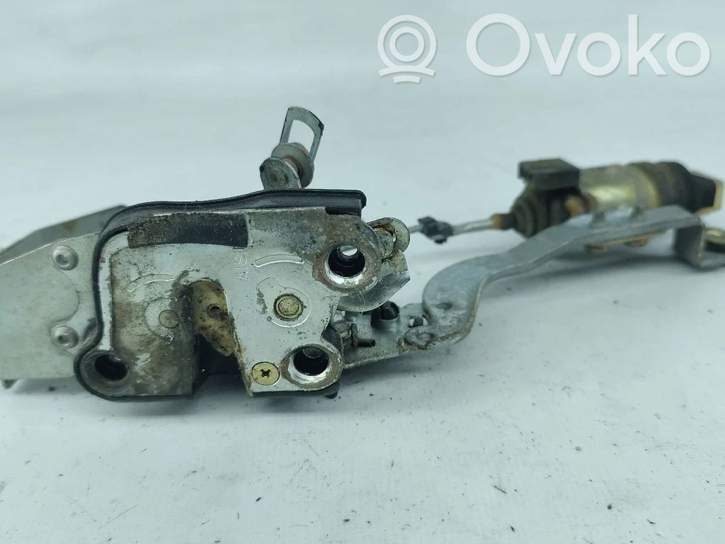 Toyota Corolla E90 Rear door lock 