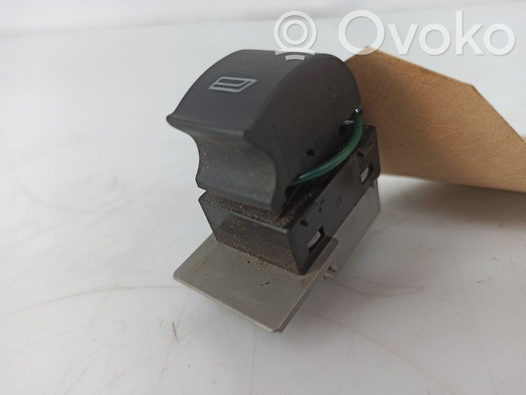 Interruptor del elevalunas eléctrico