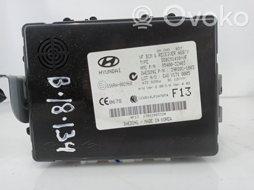 Unidad de control/módulo del motor   116RA002960