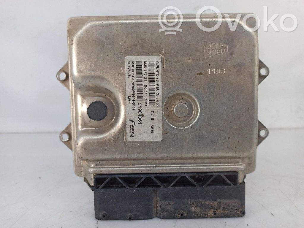 Unidad de control/módulo del motor   51904061