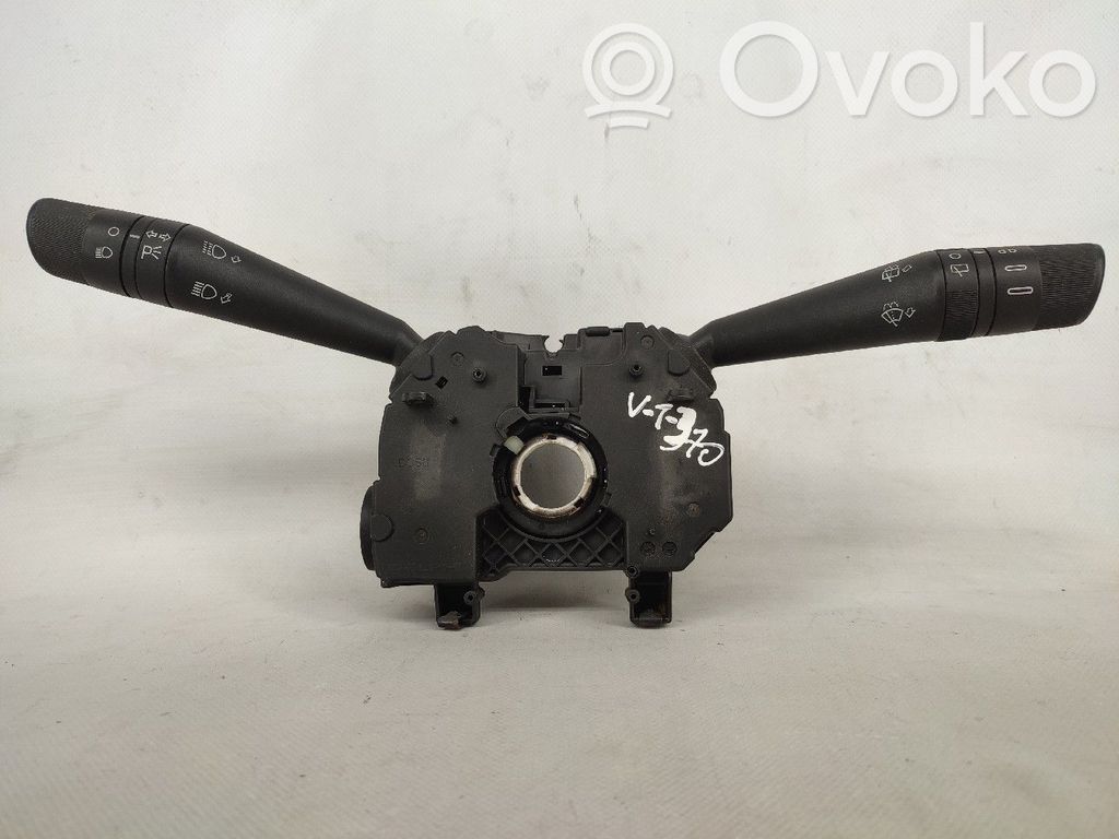 Fiat Doblo Otros interruptores/perillas/selectores 