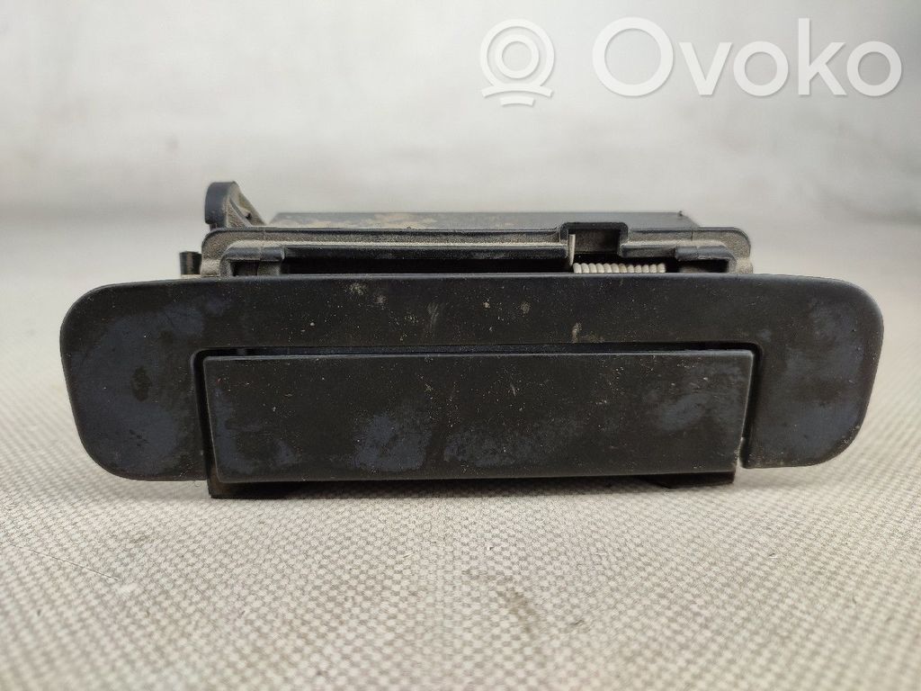 Takaoven ulkokahva   A0839206