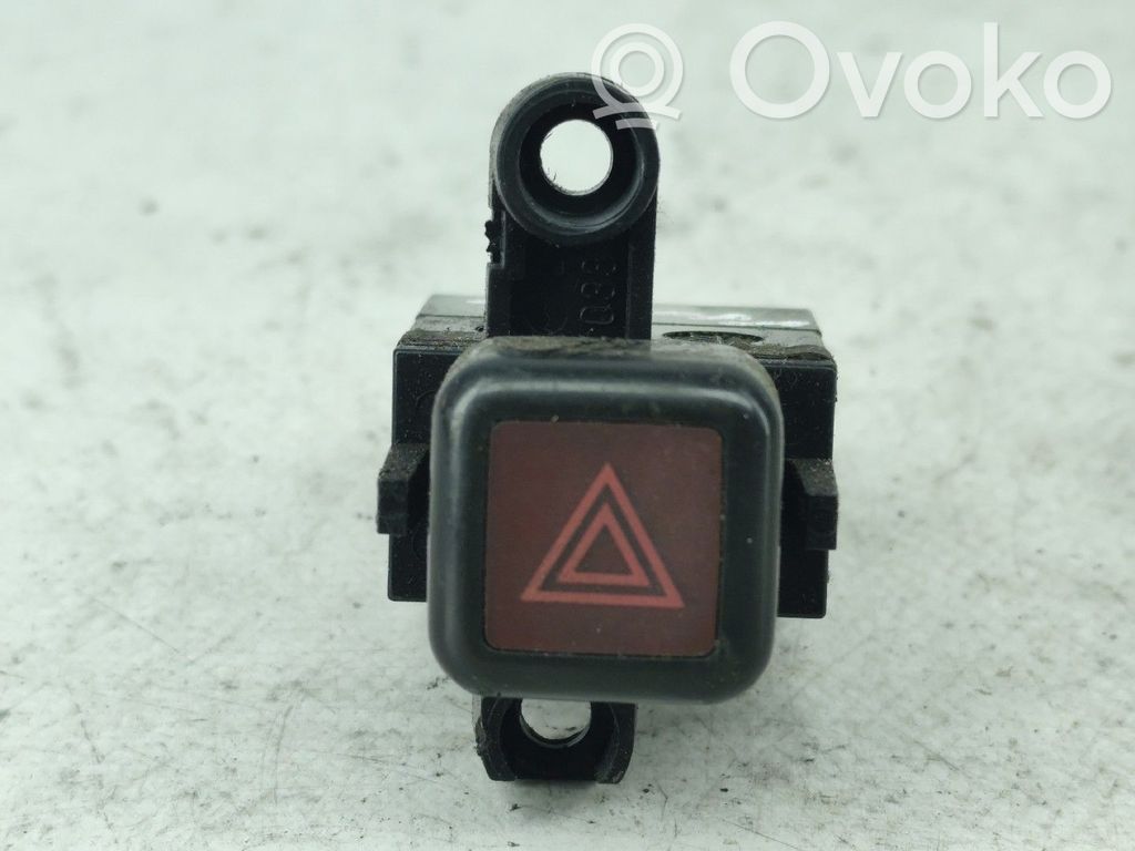 Toyota Corolla E90 Botón interruptor de luz de peligro 