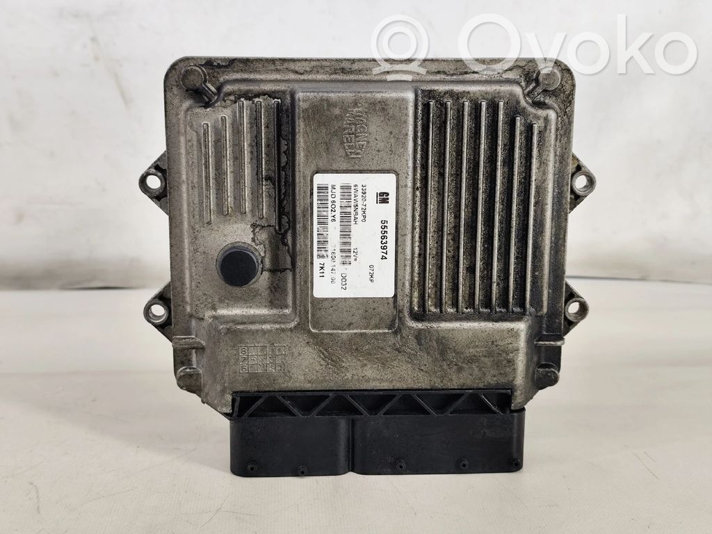 Suzuki Swift I Engine control unit/module 