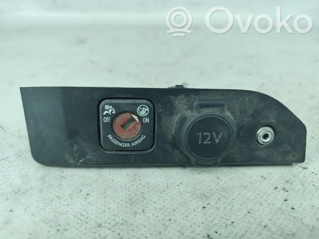 Peugeot Expert Interruptor de encendido/apagado del airbag de pasajero 