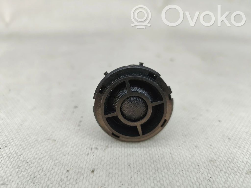 Panel speaker   8A6T18808BB