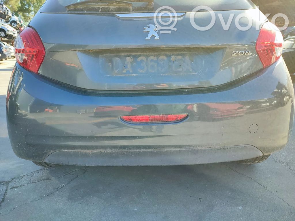 Peugeot 208 I Parachoques 