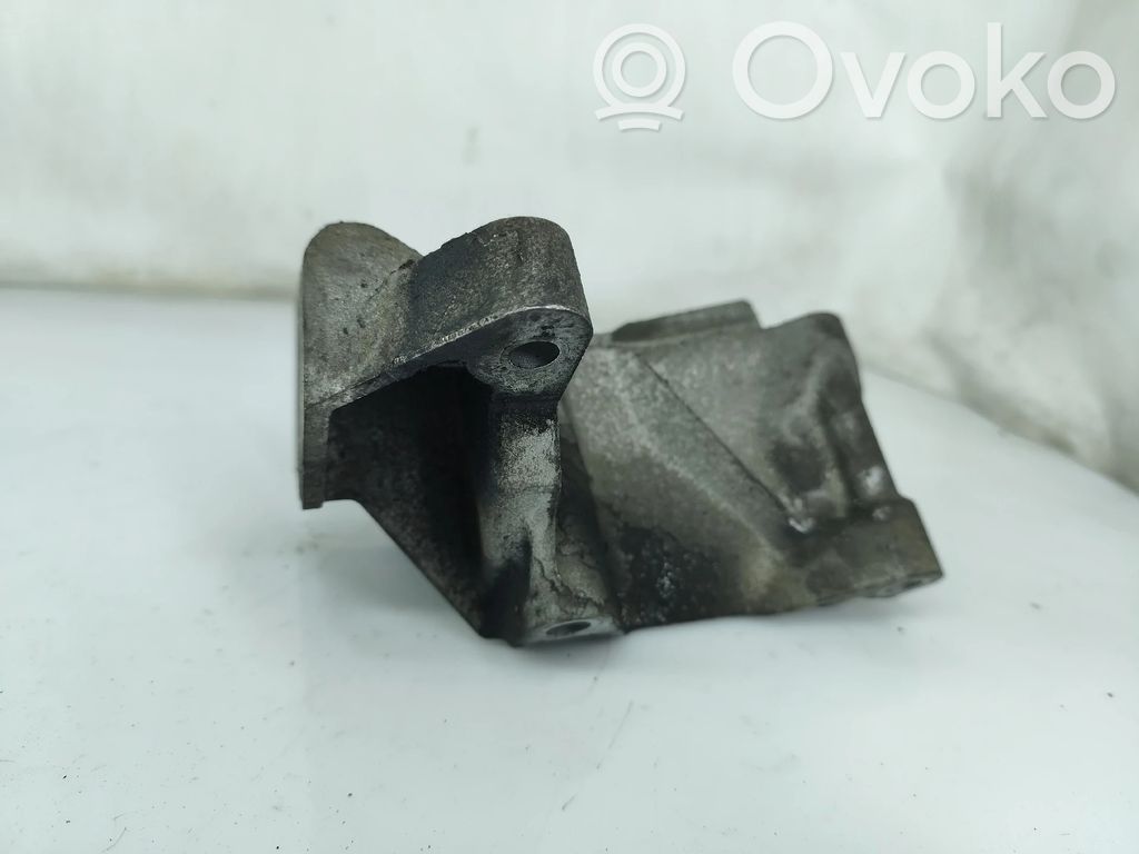 Motorlager Motordämpfer   6G926P096FC