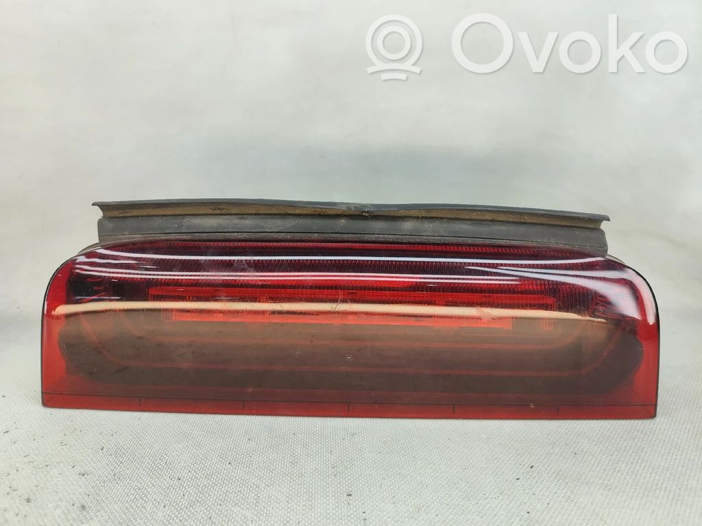 Ford Connect Third/center stoplight 