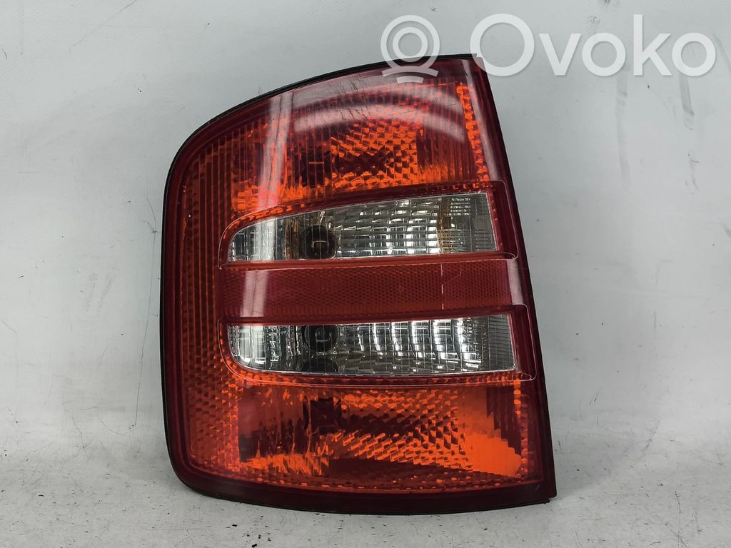 Skoda Fabia Mk1 (6Y) Lampă spate în capacul portbagajului 