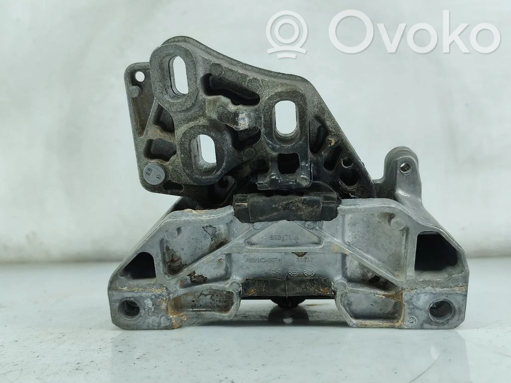 Engine mount bracket   A2472406100