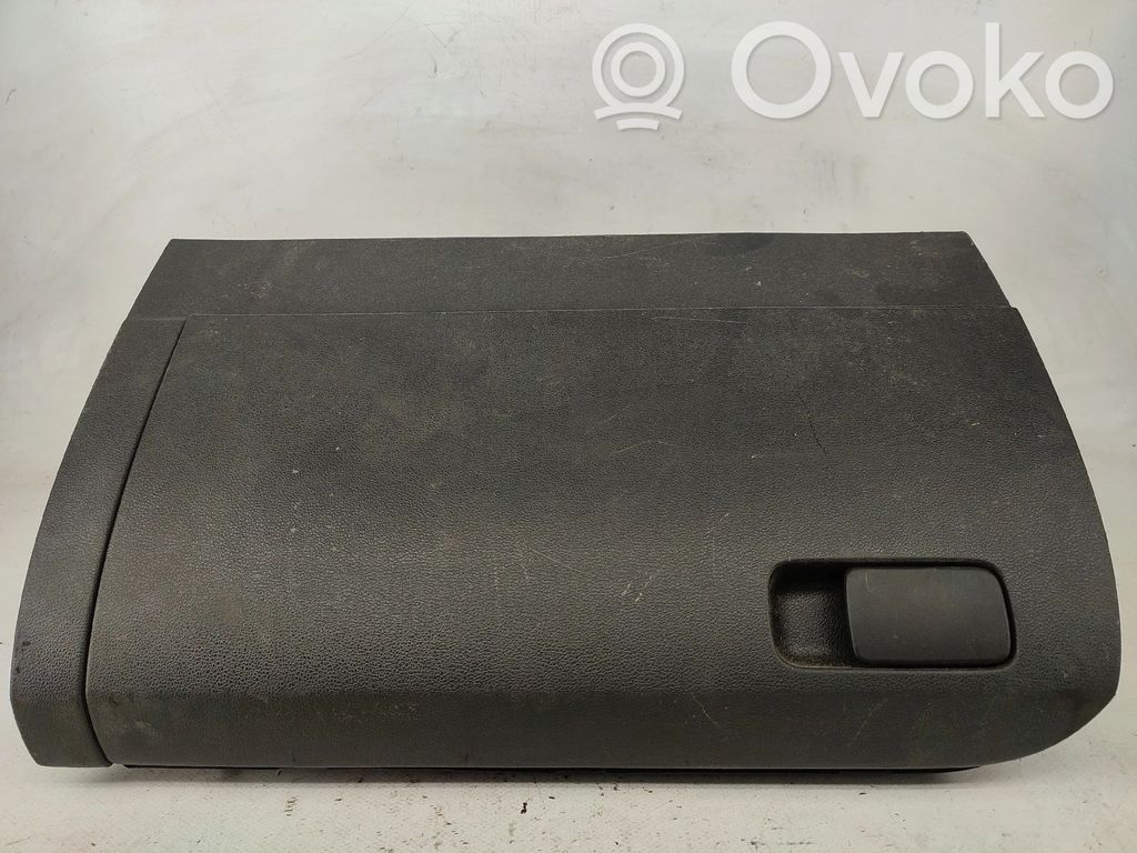 Guantera   6R1857097AA