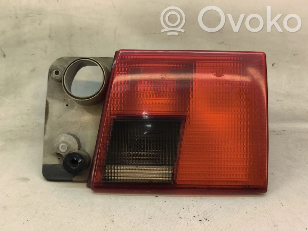Audi A6 S6 C4 4A Luci posteriori del portellone del bagagliaio 