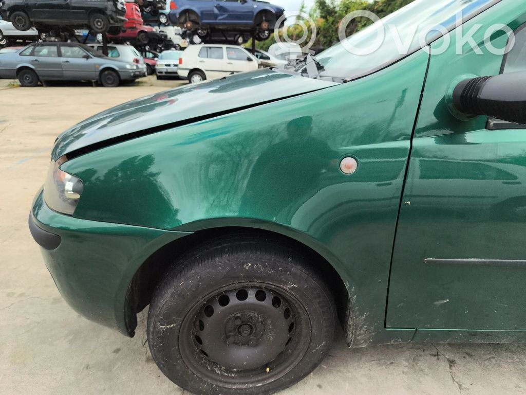 Fiat Punto (188) Aile 