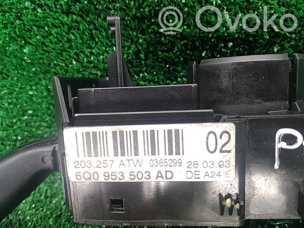Volkswagen Polo IV 9N3 Altri interruttori/pulsanti/cambi