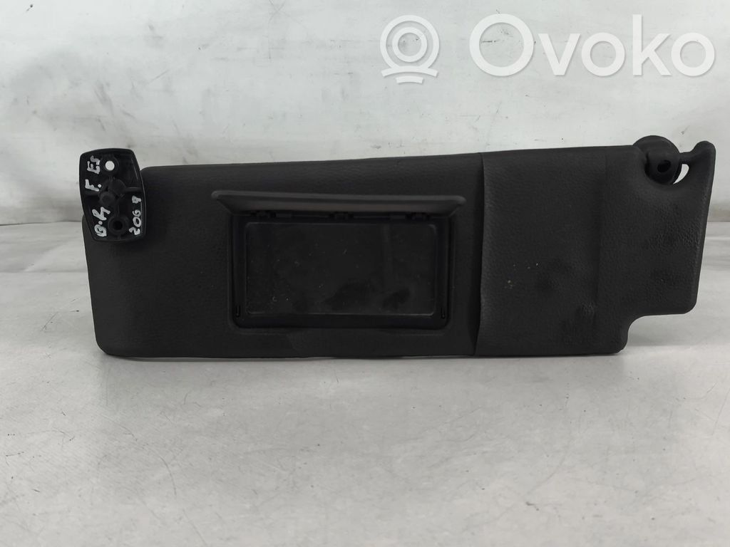 Sun visor