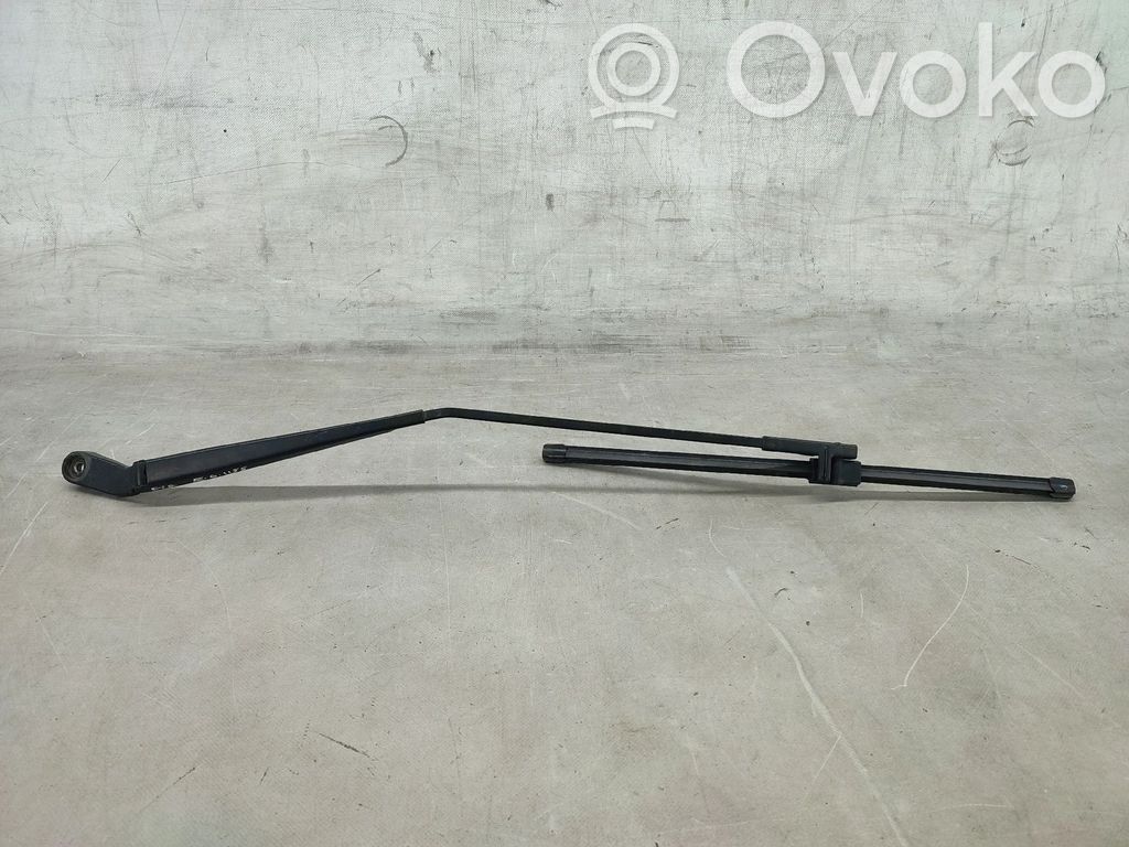 Volkswagen Polo IV 9N3 Braccio della spazzola tergicristallo anteriore
