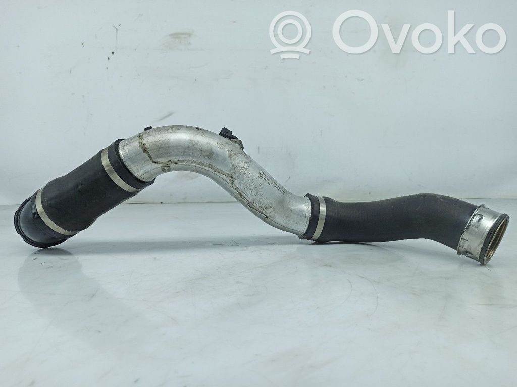 BMW 3 E90 E91 Intercooler hose/pipe 