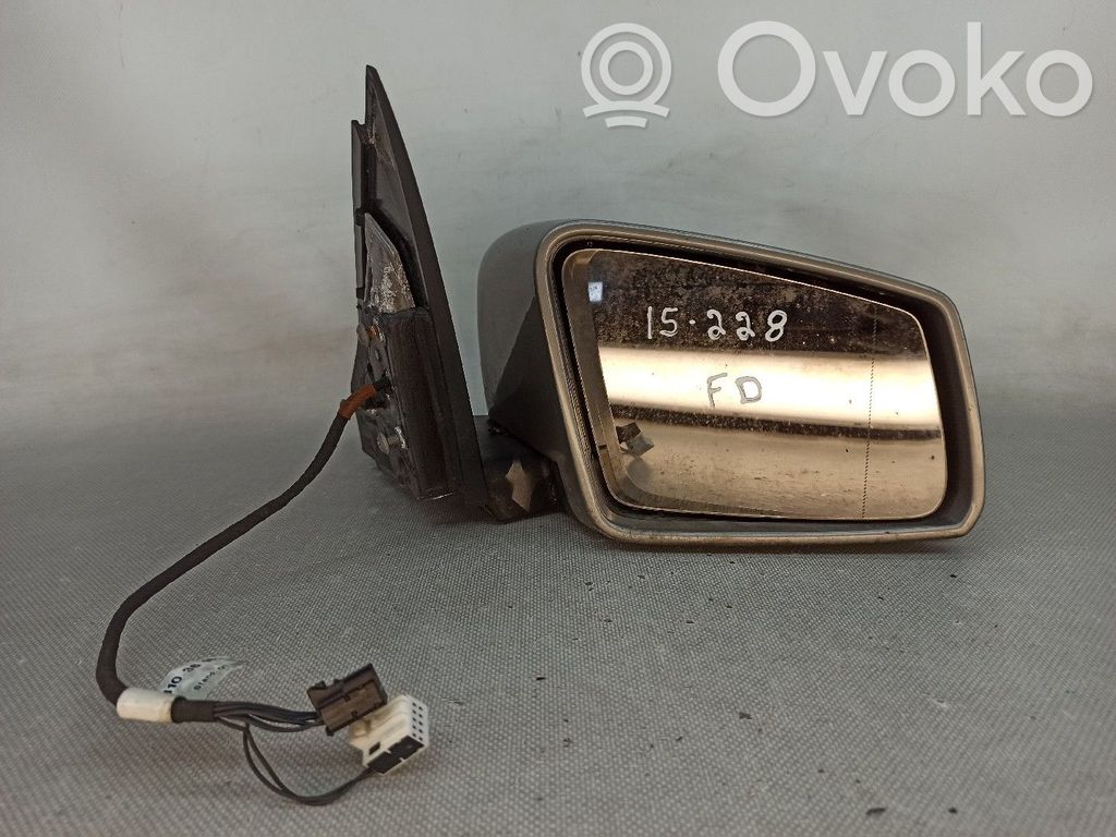 Mercedes-Benz C W204 Specchietto retrovisore elettrico portiera anteriore 
