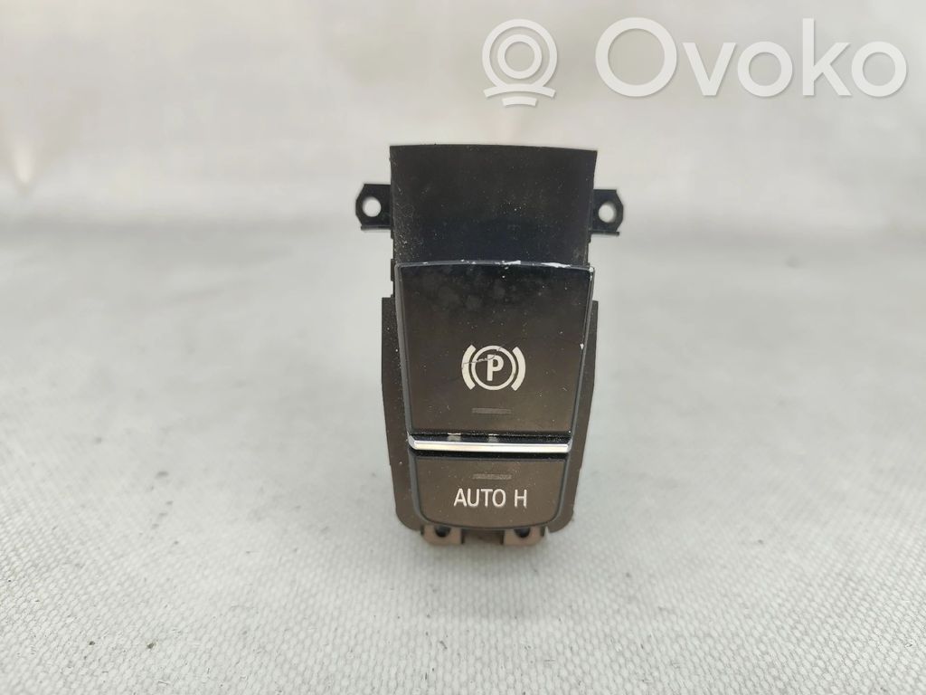 BMW 5 F10 F11 Interrupteur, commande de frein de stationnement 