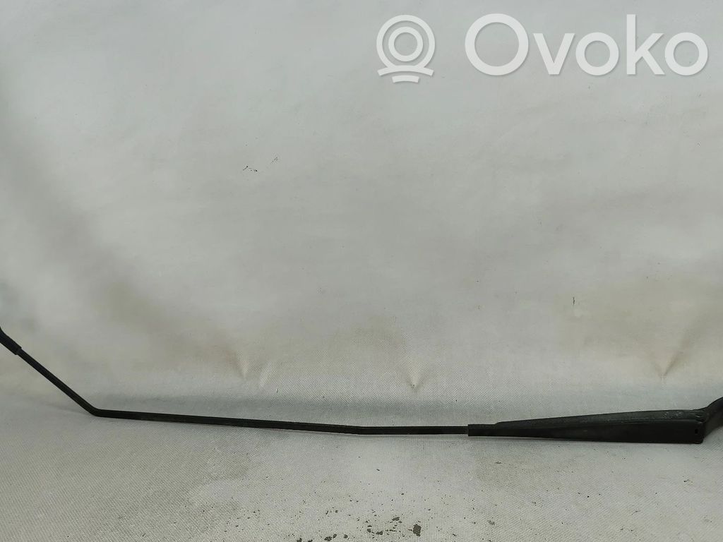 Brazo del limpiaparabrisas delantero   288860987R