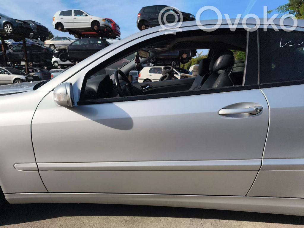 Mercedes-Benz C W203 Ușă față 