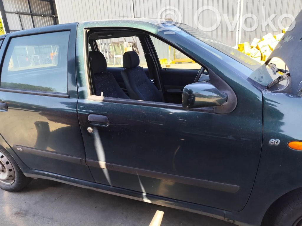 Fiat Punto (176) Etuovi 