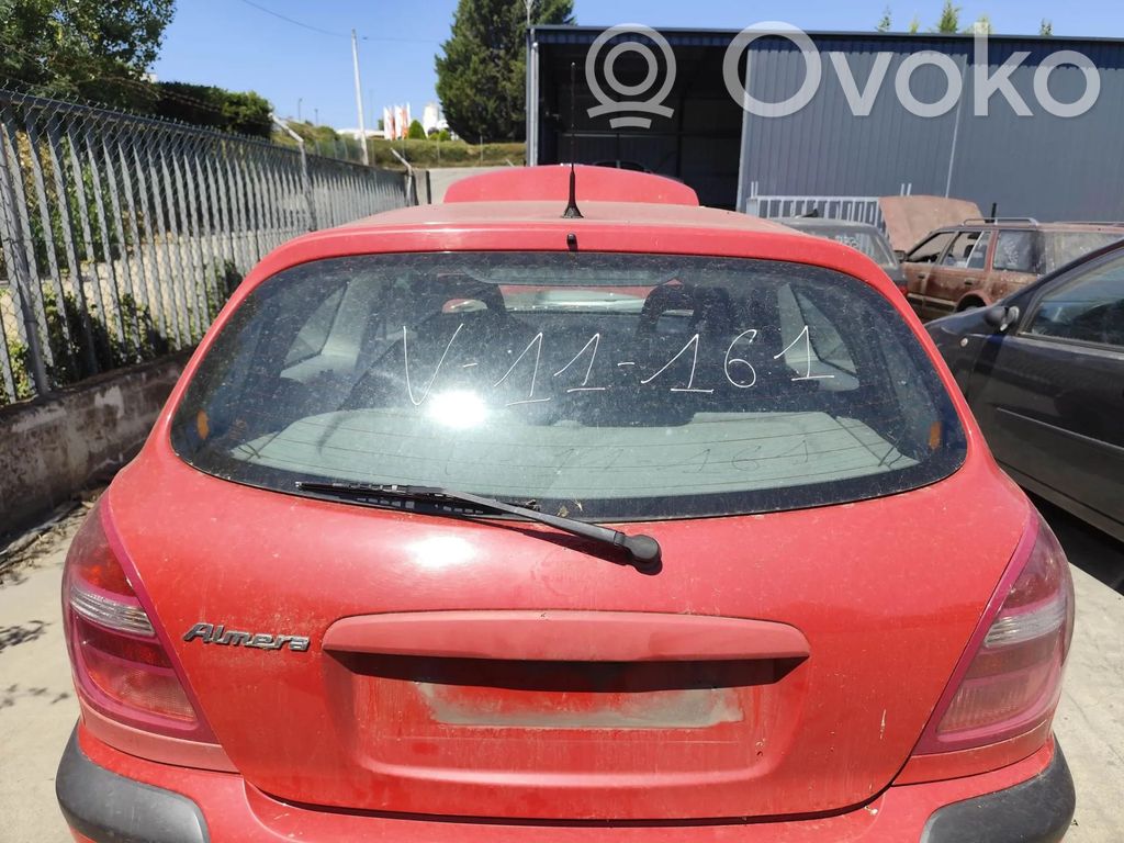Nissan Almera N16 Takaluukun/tavaratilan kansi