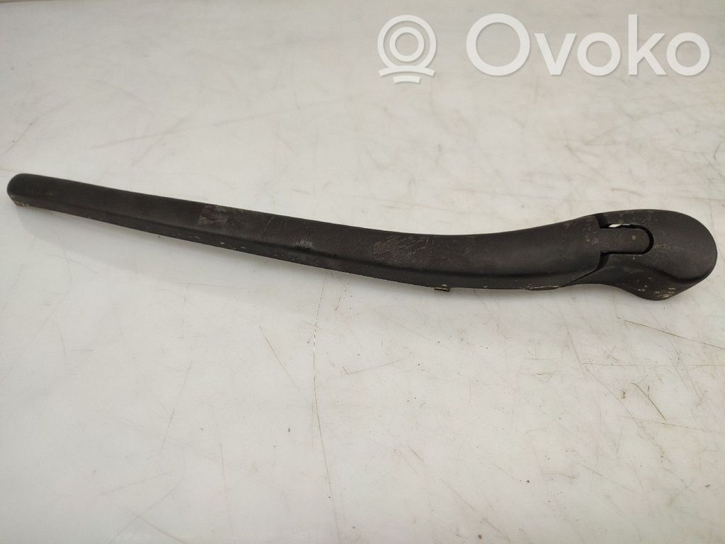 BMW 3 E46 Brazo del limpiaparabrisas trasero