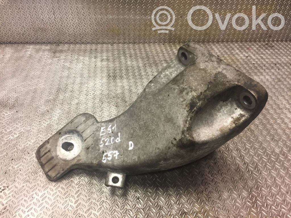 Halterung Lager Motor   6777056