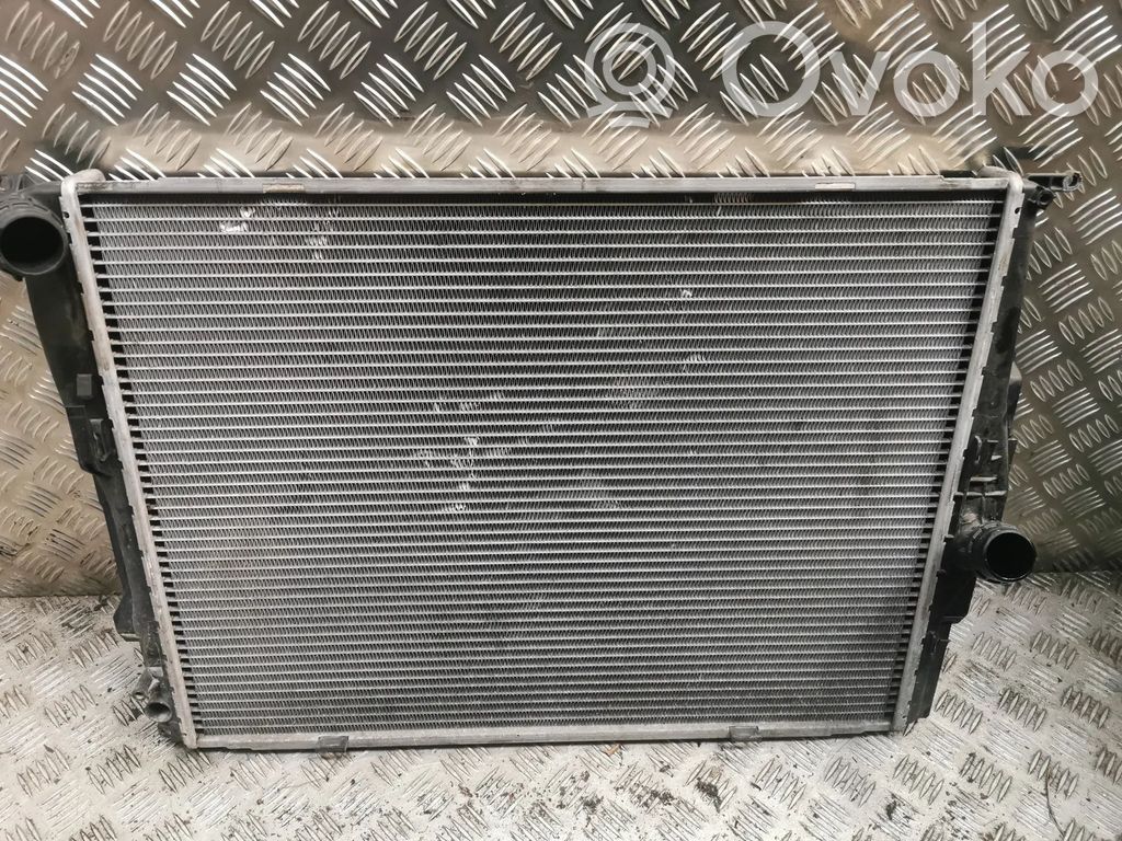 Coolant radiator   6321377