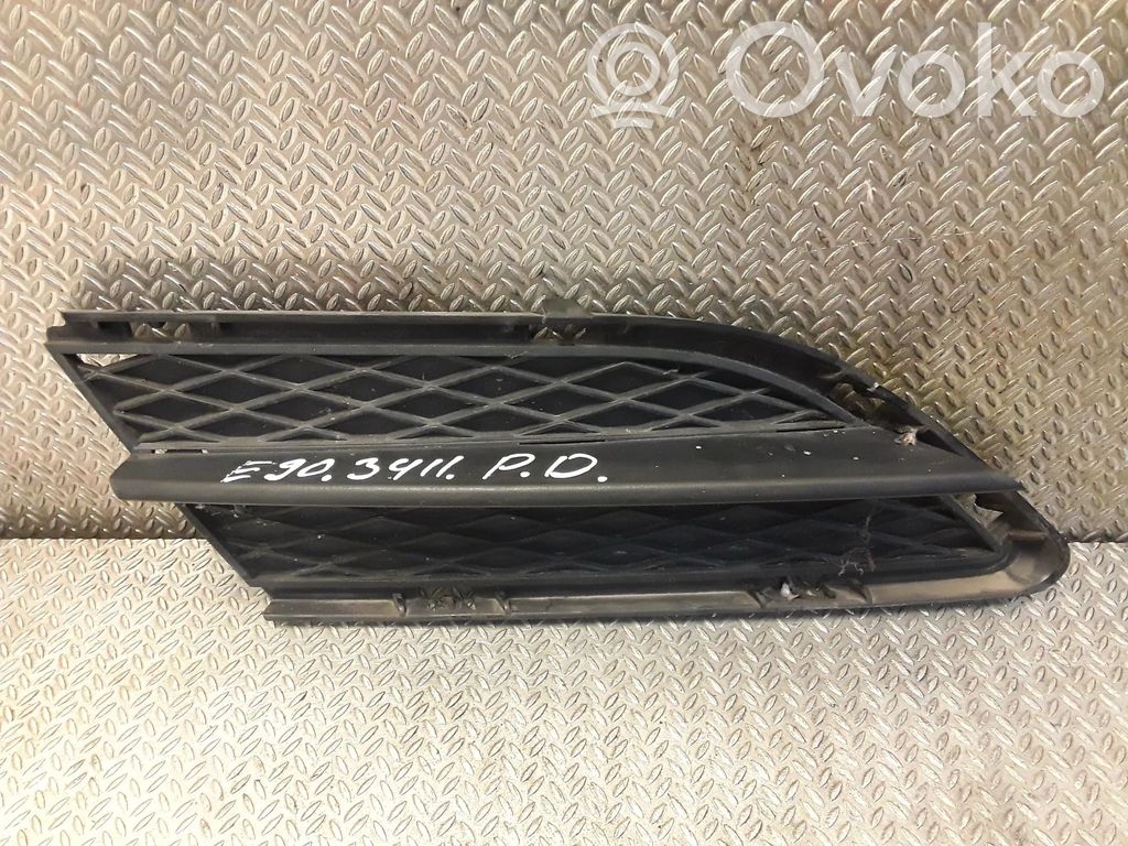 Kühlergrill   7138418