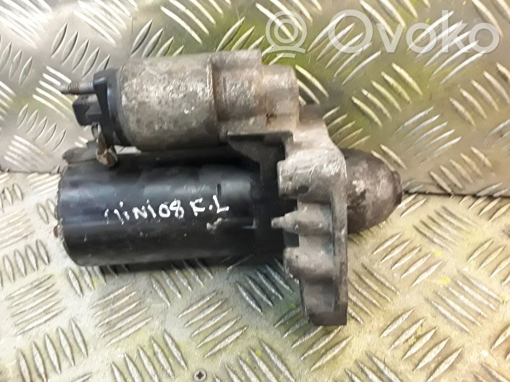 Motor de arranque   7589354