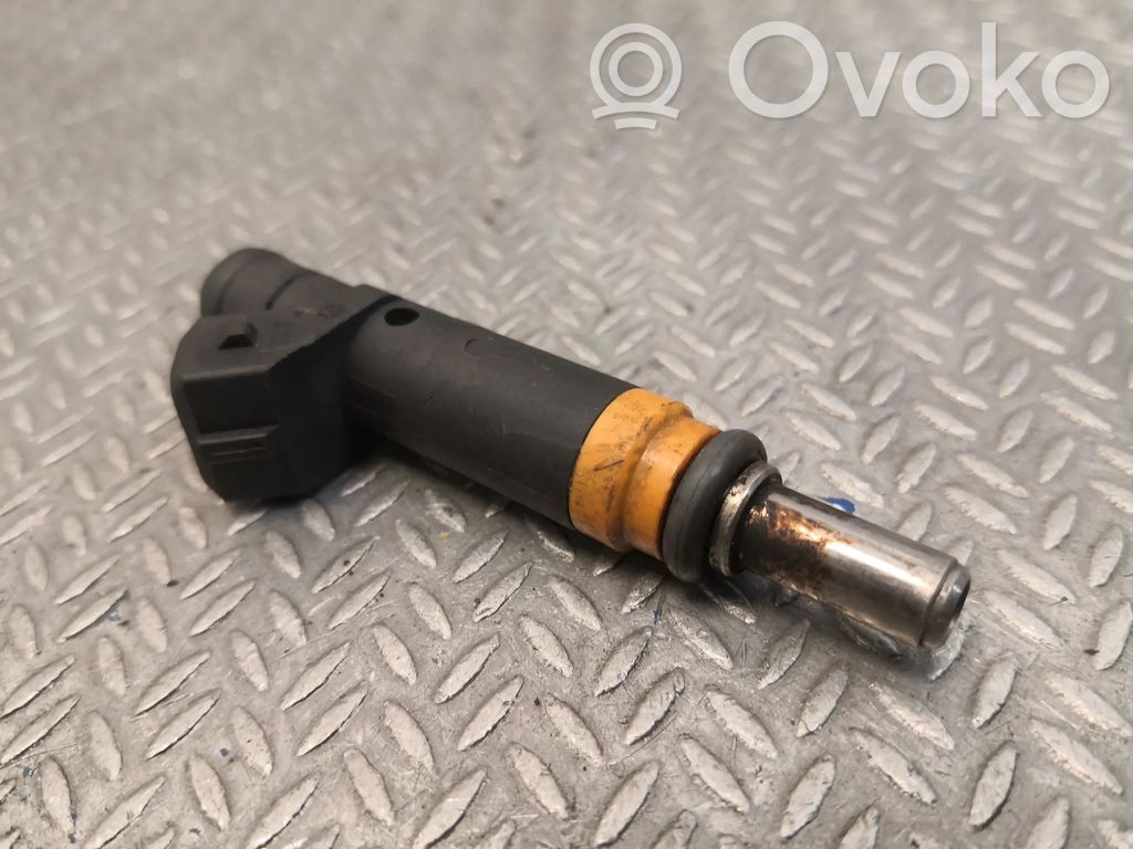 Injecteur de carburant   7506924