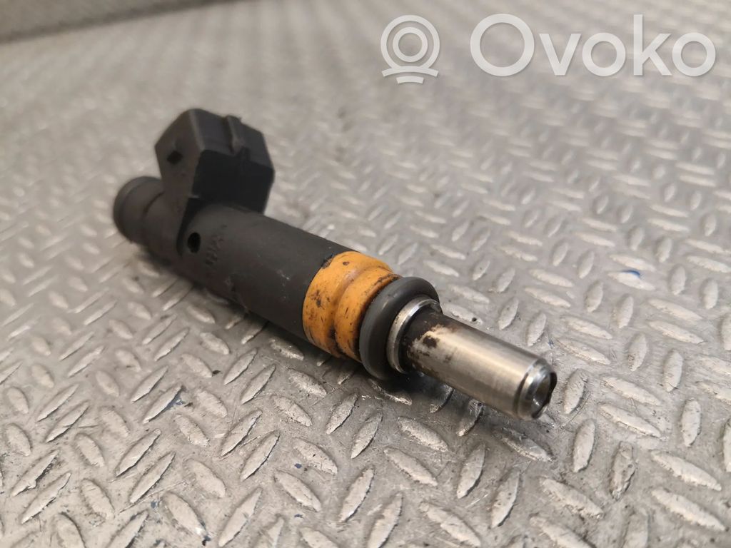 Injecteur de carburant   7506924