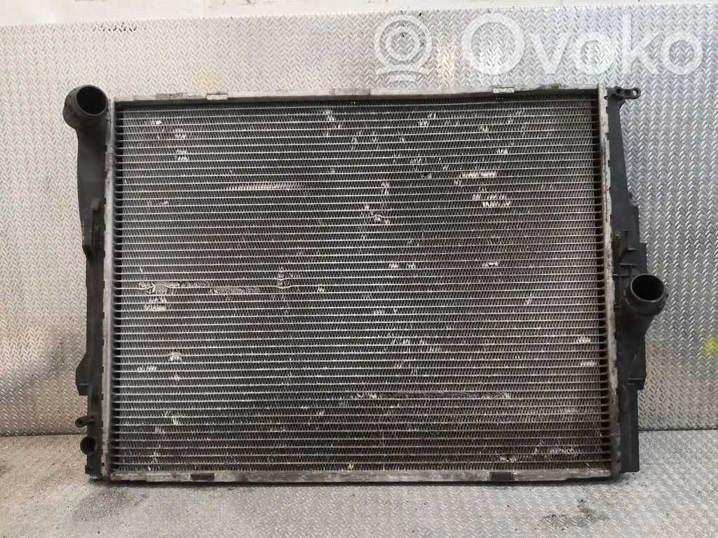 BMW 3 E90 E91 Wasserkühler 