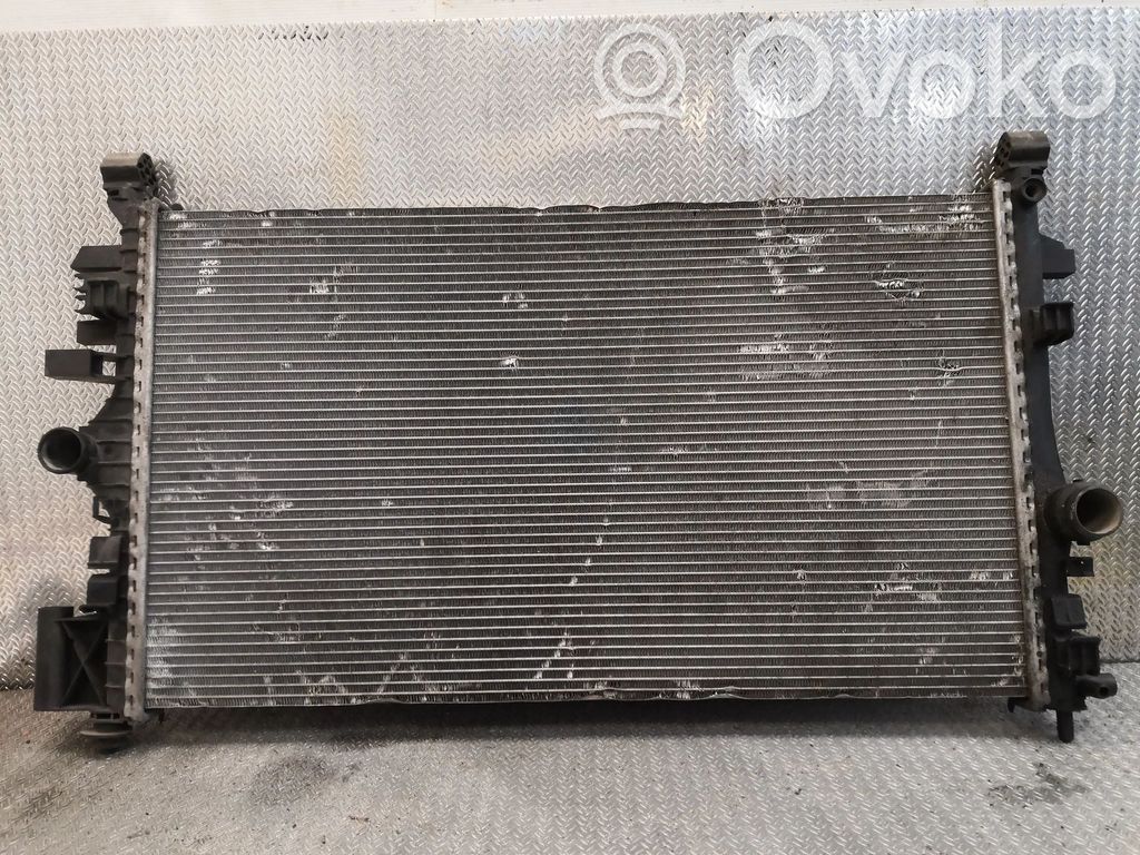 Opel Insignia A Radiator lichid răcire 