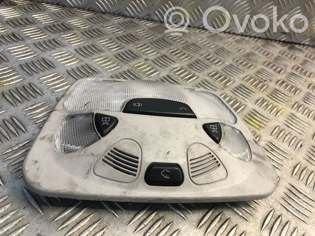 Mercedes-Benz C W203 Luz del asiento delantero 