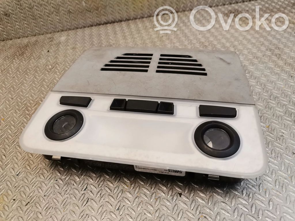 Etuistuimen valo   6951258