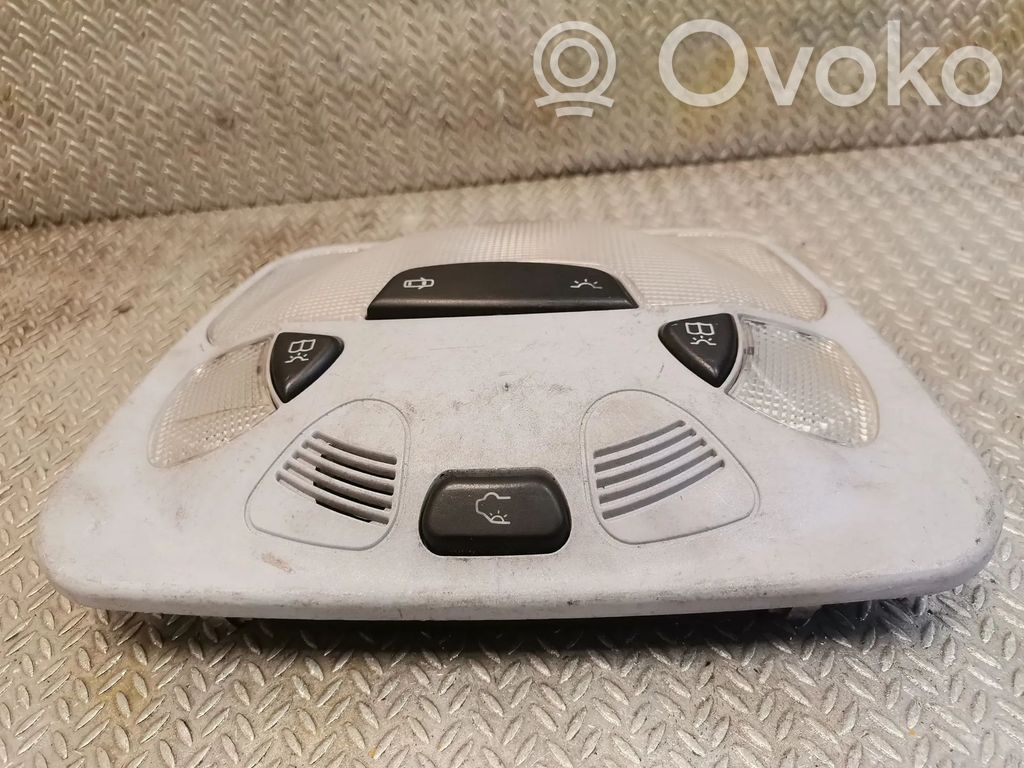 Mercedes-Benz C W203 Luz del asiento delantero 