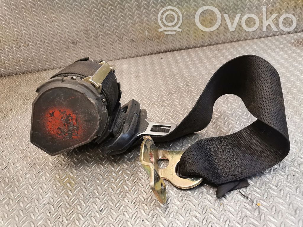Mercedes-Benz C W202 Cinturón trasero 