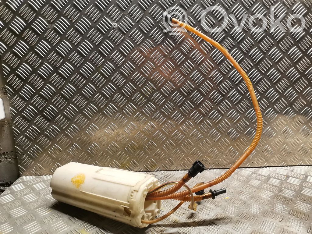 Audi A8 S8 D3 4E Bomba interna de combustible 