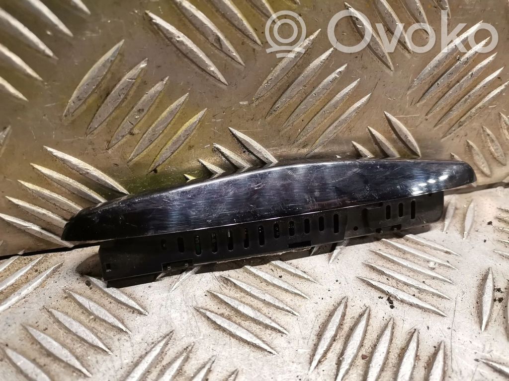 Mercedes-Benz E W212 Parking PDC sensor display screen 