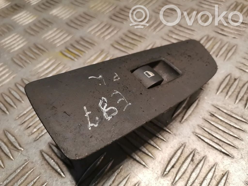 BMW 1 E81 E87 Electric window control switch 