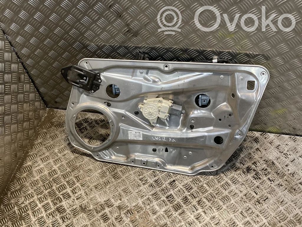 Mercedes-Benz E W212 Macara ușă față cu motor 
