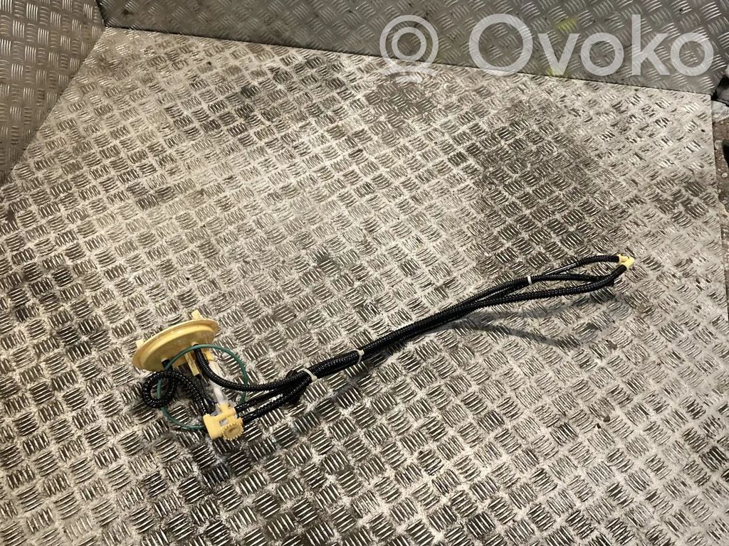 Mercedes-Benz E W212 Polttoainesäiliön pumppu 