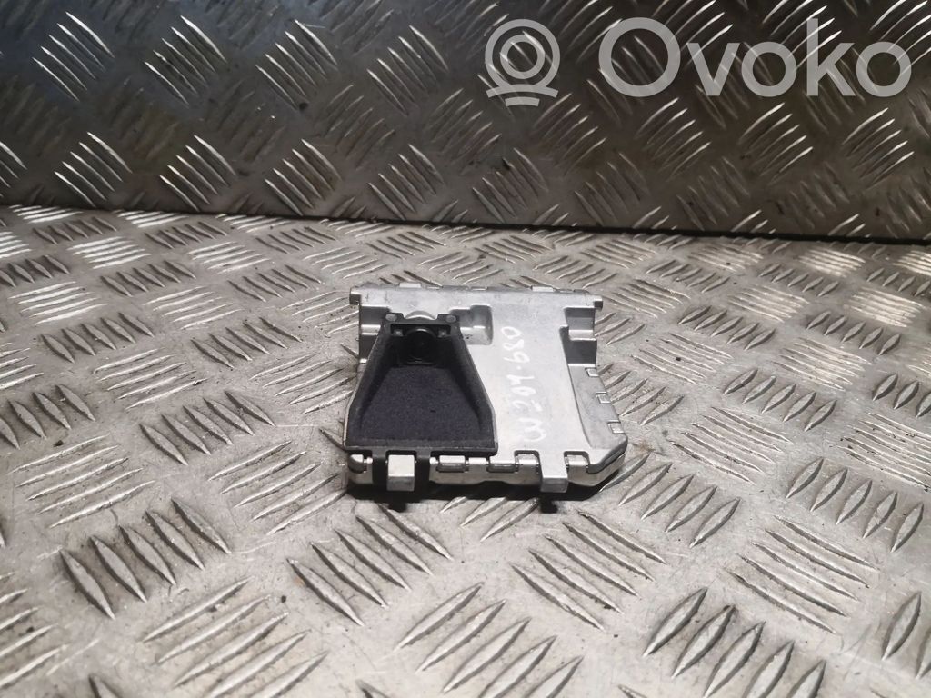 Mercedes-Benz C W204 Frontkamera Windschutzscheibe Frontscheibe 
