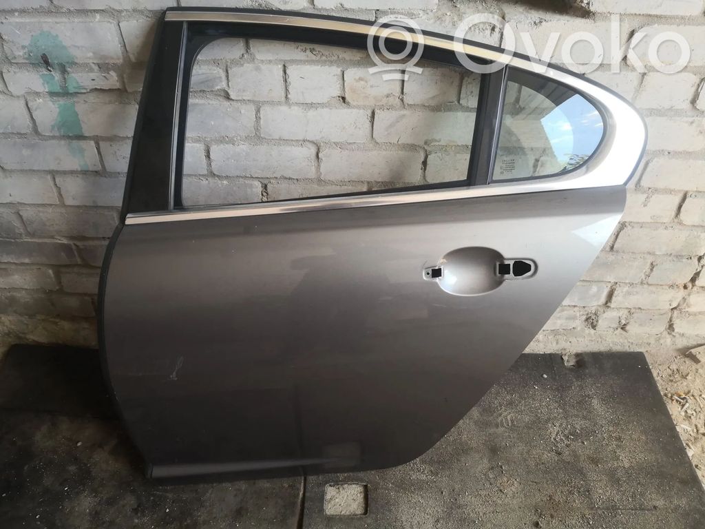Jaguar XF X250 Puerta trasera 
