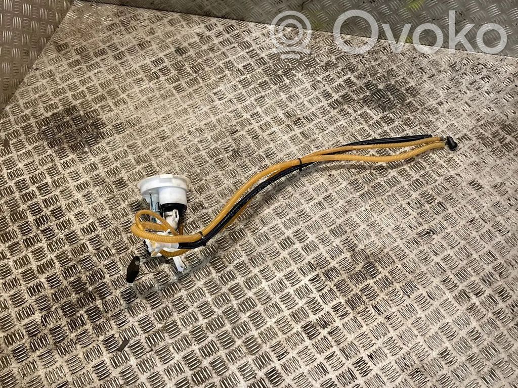 BMW 3 E92 E93 Bomba interna de combustible 