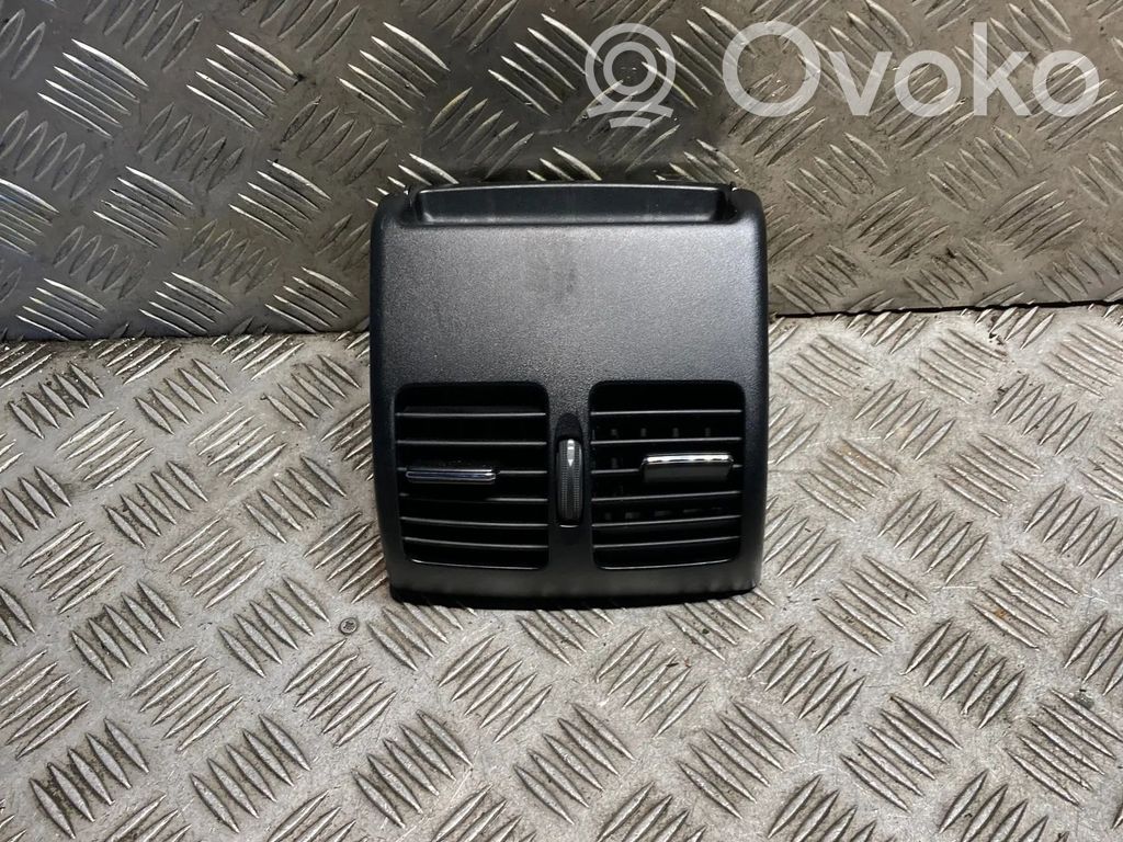 Mercedes-Benz C W204 Inny elementy tunelu środkowego 